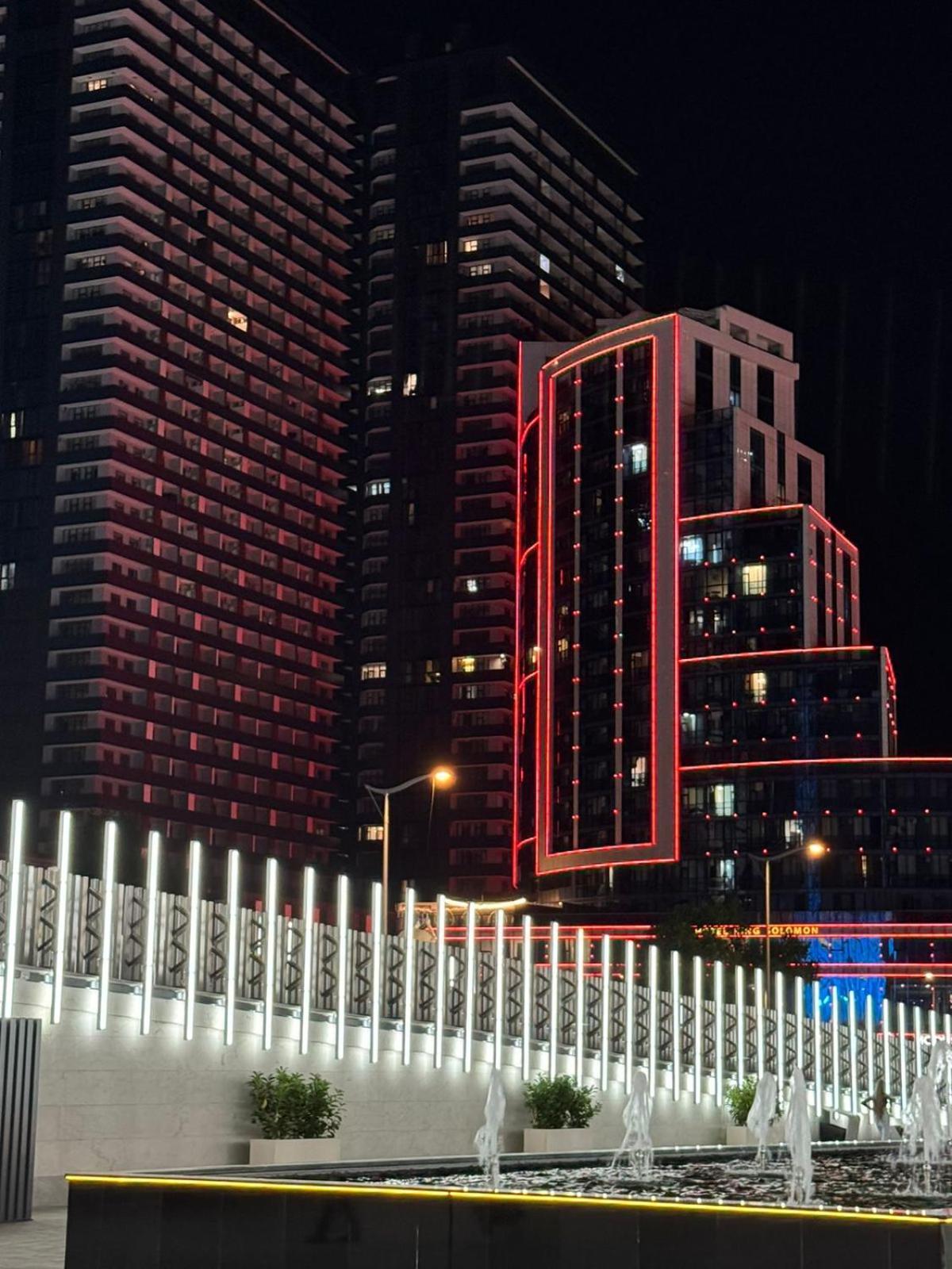 Moonlight Apart-Hotel Batumi Eksteriør billede