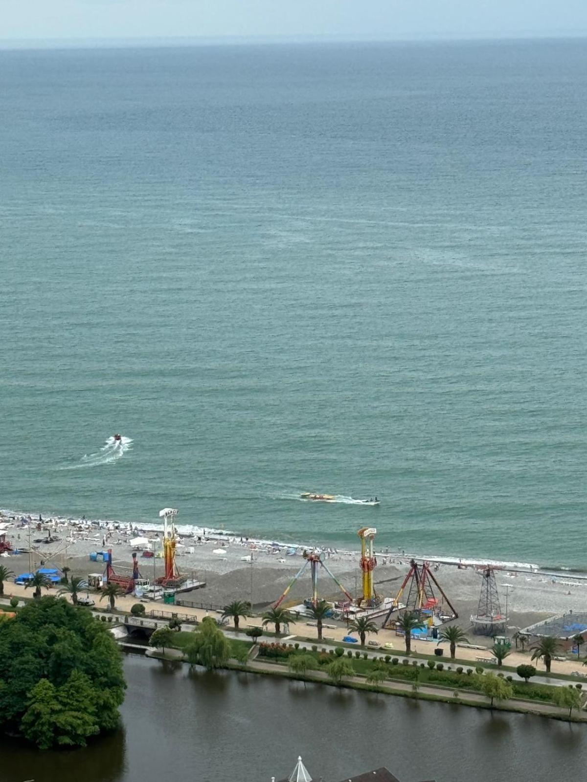 Moonlight Apart-Hotel Batumi Eksteriør billede